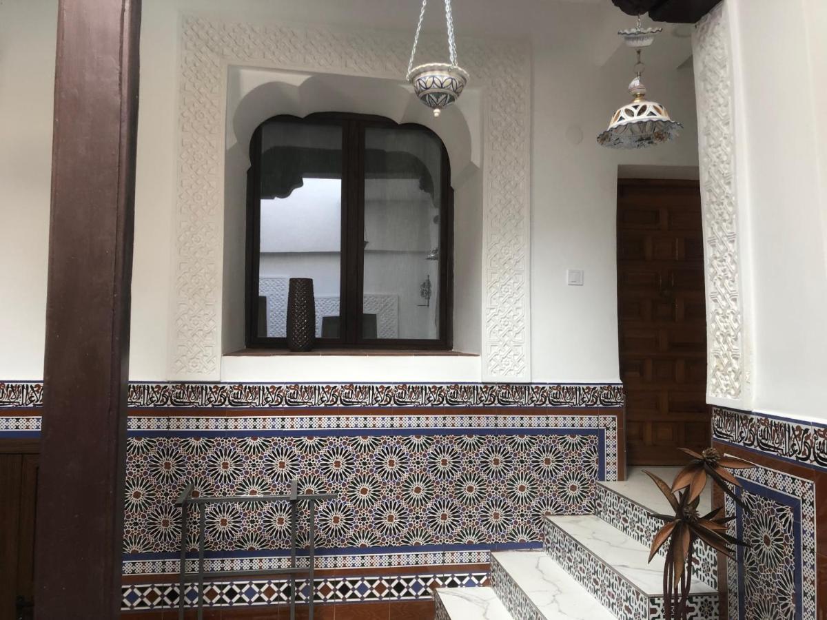 Apartamentos Toledo Casa Galeria De Los Aljibes ภายนอก รูปภาพ