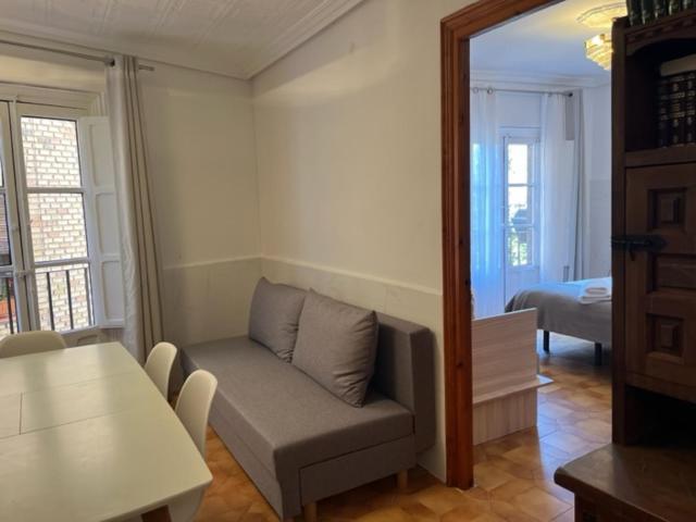 Apartamentos Toledo Casa Galeria De Los Aljibes ภายนอก รูปภาพ